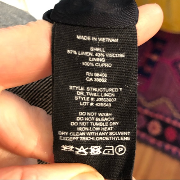 Theory Structured Dress in Linen Twill - Picture 6 of 9